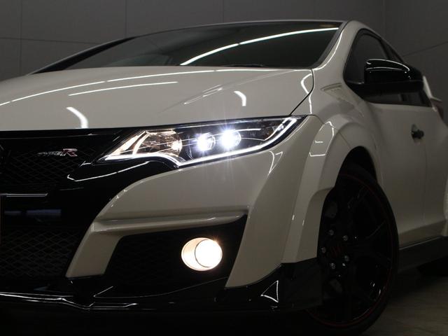 シビック タイプR ☆750台限定車☆純正メモリナビ・地デジTV・DVD/CD・Bluetooth☆バックカメラ☆純正ドライブレコーダー☆クルーズコントロール☆USBポート☆ETC☆純正19インチアルミホイール ナビTV(3枚目)