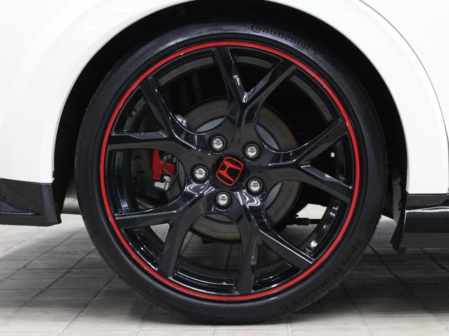 シビック タイプR ☆750台限定車☆純正メモリナビ・地デジTV・DVD/CD・Bluetooth☆バックカメラ☆純正ドライブレコーダー☆クルーズコントロール☆USBポート☆ETC☆純正19インチアルミホイール ナビTV(9枚目)