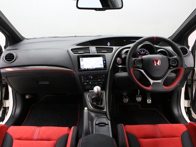 シビック タイプR ☆750台限定車☆純正メモリナビ・地デジTV・DVD/CD・Bluetooth☆バックカメラ☆純正ドライブレコーダー☆クルーズコントロール☆USBポート☆ETC☆純正19インチアルミホイール ナビTV(17枚目)