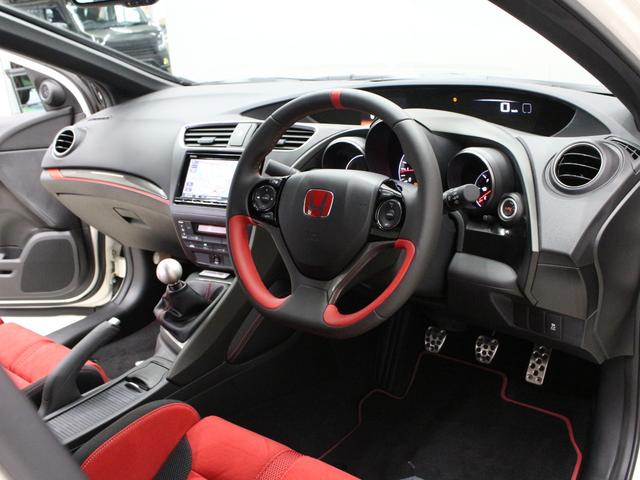 シビック タイプR ☆750台限定車☆純正メモリナビ・地デジTV・DVD/CD・Bluetooth☆バックカメラ☆純正ドライブレコーダー☆クルーズコントロール☆USBポート☆ETC☆純正19インチアルミホイール ナビTV(19枚目)
