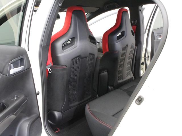 シビック タイプR ☆750台限定車☆純正メモリナビ・地デジTV・DVD/CD・Bluetooth☆バックカメラ☆純正ドライブレコーダー☆クルーズコントロール☆USBポート☆ETC☆純正19インチアルミホイール ナビTV(21枚目)