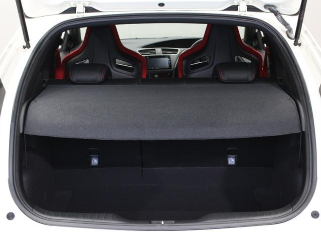 シビック タイプR ☆750台限定車☆純正メモリナビ・地デジTV・DVD/CD・Bluetooth☆バックカメラ☆純正ドライブレコーダー☆クルーズコントロール☆USBポート☆ETC☆純正19インチアルミホイール ナビTV(23枚目)