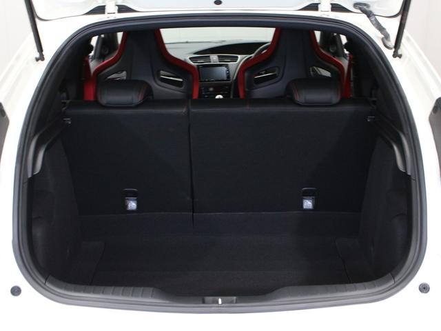 シビック タイプR ☆750台限定車☆純正メモリナビ・地デジTV・DVD/CD・Bluetooth☆バックカメラ☆純正ドライブレコーダー☆クルーズコントロール☆USBポート☆ETC☆純正19インチアルミホイール ナビTV(25枚目)