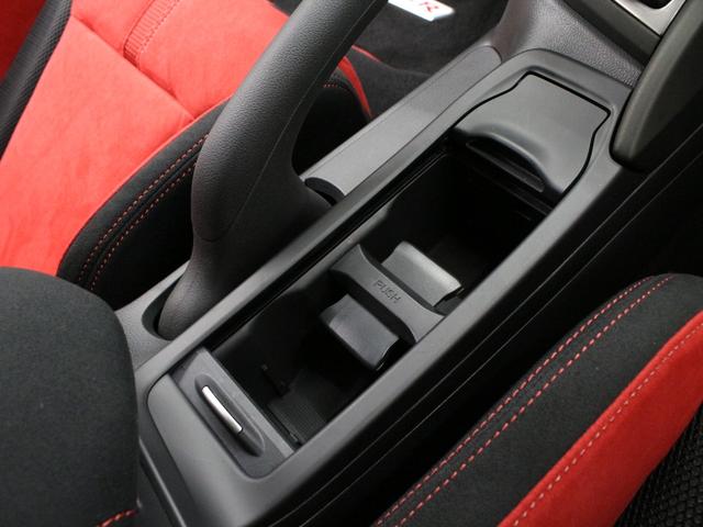 シビック タイプR ☆750台限定車☆純正メモリナビ・地デジTV・DVD/CD・Bluetooth☆バックカメラ☆純正ドライブレコーダー☆クルーズコントロール☆USBポート☆ETC☆純正19インチアルミホイール ナビTV(53枚目)