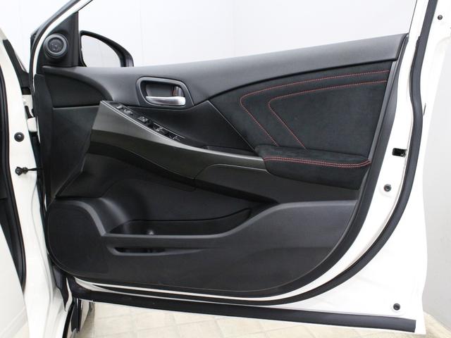 シビック タイプR ☆750台限定車☆純正メモリナビ・地デジTV・DVD/CD・Bluetooth☆バックカメラ☆純正ドライブレコーダー☆クルーズコントロール☆USBポート☆ETC☆純正19インチアルミホイール ナビTV(56枚目)