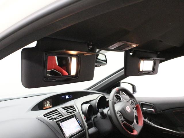 シビック タイプR ☆750台限定車☆純正メモリナビ・地デジTV・DVD/CD・Bluetooth☆バックカメラ☆純正ドライブレコーダー☆クルーズコントロール☆USBポート☆ETC☆純正19インチアルミホイール ナビTV(60枚目)