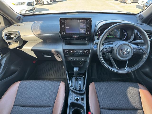 ヤリスクロス ハイブリッドZ アドベンチャー 4WD・社外ルーフラック・サイドオーニング・ADVENTURE MUD VANCE 17AW☆TOYOオープンカントリーA/Tタイヤ・社外バンパーガード&IPFフォグ・ディスプレイオーディオ・Rカメラ(5枚目)