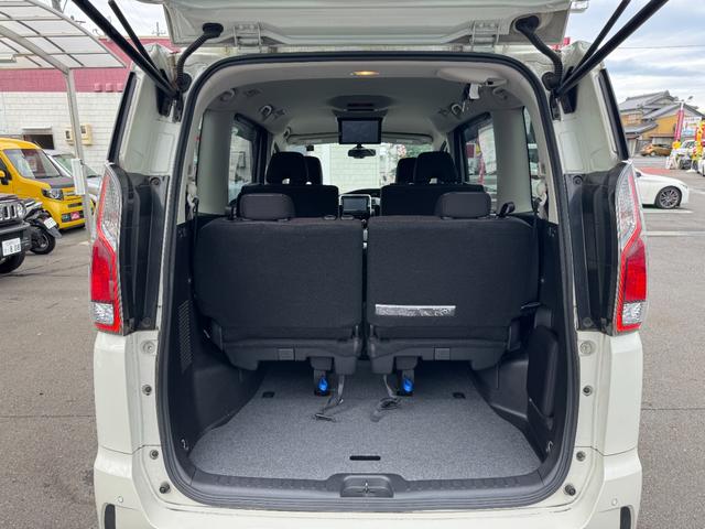 セレナ ハイウェイスター　プロパイロットエディション　☆エマージェンシーブレーキ☆快適パック☆プロパイロット☆純正９インチメモリナビ・地デジＴＶ・ＤＶＤ／ＣＤ・Ｂｌｕｅｔｏｏｔｈ☆純正フリップダウンモニター☆バックカメラ☆両側ハンズフリーＰスライドドア（41枚目）