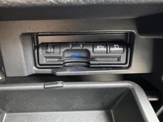 セレナ ハイウェイスター　プロパイロットエディション　☆エマージェンシーブレーキ☆快適パック☆プロパイロット☆純正９インチメモリナビ・地デジＴＶ・ＤＶＤ／ＣＤ・Ｂｌｕｅｔｏｏｔｈ☆純正フリップダウンモニター☆バックカメラ☆両側ハンズフリーＰスライドドア（56枚目）