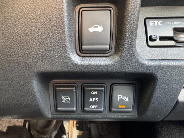 GT-R プレミアムエディション ☆カーウイングスナビゲーションシステム・8インチワイドディスプレイ・HDDナビ・地デジTV・DVD/CD・Bluetooth☆BOSEサウンドシステム☆バックビューモニター Bluetooth接続(33枚目)