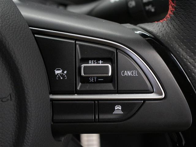 スイフトスポーツ ベースグレード ☆セーフティサポート☆アイドリングストップ☆純正8インチSDナビ・地デジTV・DVD/CD・Bluetooth☆全方位ミニター用カメラパッケージ☆バックソナー☆アダプティブクルーズコントロール LDA(17枚目)