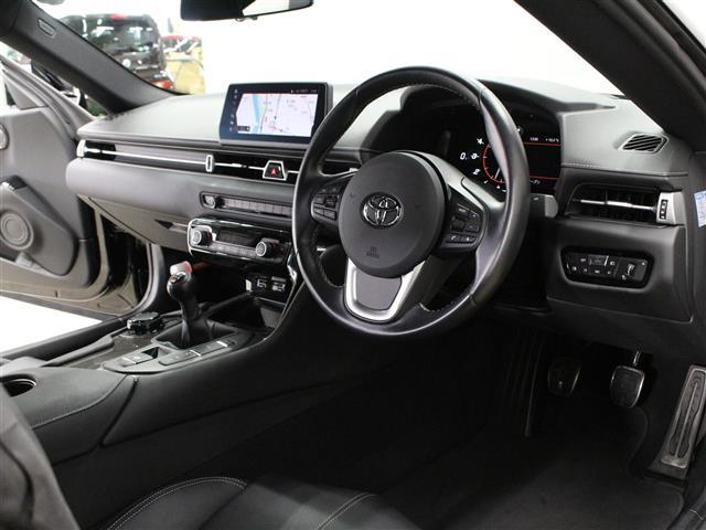 スープラ ＲＺ　☆ＯＰブラック革シート／ブラック革巻きステアリングホイール☆ＫＵＨＬ　スラッシュカット４テールマフラー☆プリクラッシュセーフティシステム☆ＨＤＤナビゲーションシステム☆ＪＢＬプレミアムサウンドシステム（8枚目）