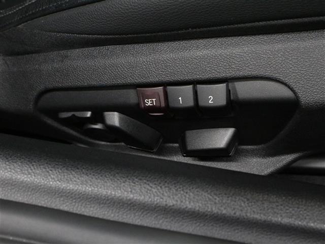 スープラ ＲＺ　☆ＯＰブラック革シート／ブラック革巻きステアリングホイール☆ＫＵＨＬ　スラッシュカット４テールマフラー☆プリクラッシュセーフティシステム☆ＨＤＤナビゲーションシステム☆ＪＢＬプレミアムサウンドシステム（11枚目）