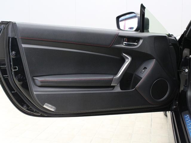 86 GT 6MT モデリスタエアロ HKSレーシングサクション HKS車高調 GReddyマフラー BRIDEシート NARDIステアリング パナソニックフローティングナビ バックカメラ ドライブレコーダー(40枚目)