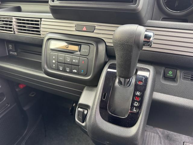 N-VAN+スタイル ファン キャンピング仕様 AtoZアメリアワン 18L冷蔵庫 サブバッテリー インバーター 外部電源 集中電源スイッチ リア固定テーブル メモリナビ バックカメラ フルセグTV レーダークルーズコントロール(32枚目)