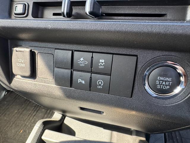 ハイゼットトラック ジャンボエクストラ　メモリナビ　フルセグＴＶ　Ｂｌｕｅｔｏｏｔｈ　スマートキー　ＬＥＤヘッドライト　クリアランスソナー　ＭＡＤＣＲＯＳＳ１２インチアルミ　フォグランプ　　衝突軽減ブレーキ　ＤＶＤ再生　　１オーナー　禁煙車（3枚目）