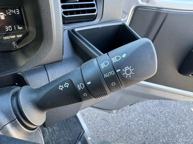 ハイゼットトラック ジャンボエクストラ　メモリナビ　フルセグＴＶ　Ｂｌｕｅｔｏｏｔｈ　スマートキー　ＬＥＤヘッドライト　クリアランスソナー　ＭＡＤＣＲＯＳＳ１２インチアルミ　フォグランプ　　衝突軽減ブレーキ　ＤＶＤ再生　　１オーナー　禁煙車（41枚目）