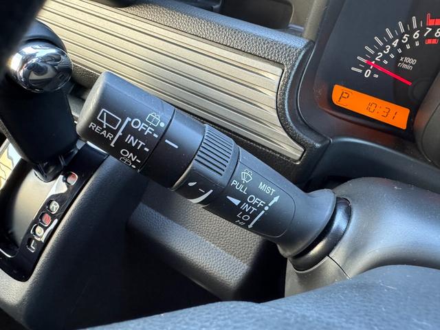 ☆ワイパー操作レバーです♪