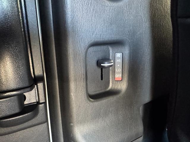 ハイエースバン スーパーGL ダークプライムII ワンオーナー/モデリスタエアロ/RAYS TE37SB 17インチAW/グッドイヤー EAGLE1 ホワイトレタータイヤ/玄武ローダウンブロックキット/セーフティセンス/Pivod クルーズコントール(40枚目)