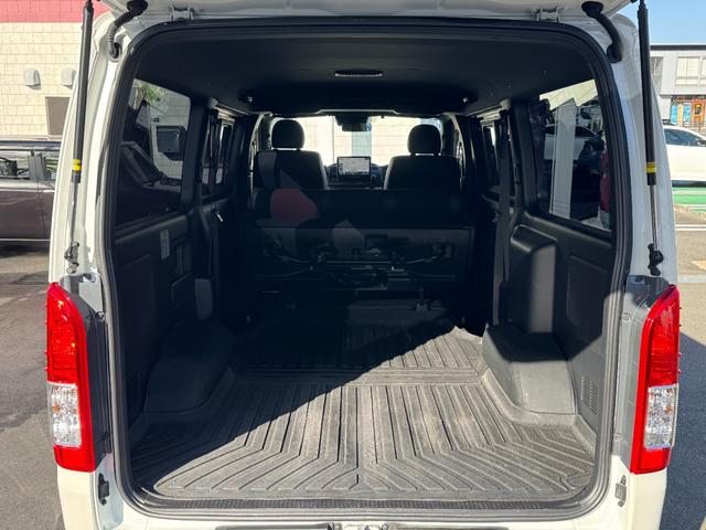 ハイエースバン スーパーGL ダークプライムII ワンオーナー/モデリスタエアロ/RAYS TE37SB 17インチAW/グッドイヤー EAGLE1 ホワイトレタータイヤ/玄武ローダウンブロックキット/セーフティセンス/Pivod クルーズコントール(42枚目)