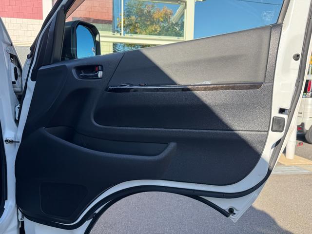 ハイエースバン スーパーGL ダークプライムII ワンオーナー/モデリスタエアロ/RAYS TE37SB 17インチAW/グッドイヤー EAGLE1 ホワイトレタータイヤ/玄武ローダウンブロックキット/セーフティセンス/Pivod クルーズコントール(44枚目)