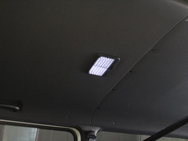 ハイエースバン スーパーGL ダークプライムII RAYS VOLKRACING 17インチAW/モデリスタ F・S・Rアンダースポイラー/純正ルーフエンドスポイラー/ローダウンブロックキット/セーフティセンス/アルパインディスプレイオーディオ・Bt(46枚目)