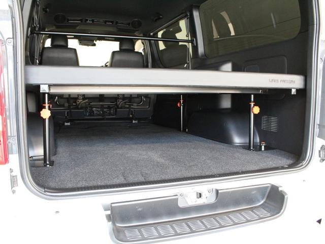 ハイエースバン スーパーGL ダークプライムII RAYS VOLKRACING 17インチAW/モデリスタ F・S・Rアンダースポイラー/純正ルーフエンドスポイラー/ローダウンブロックキット/セーフティセンス/アルパインディスプレイオーディオ・Bt(55枚目)