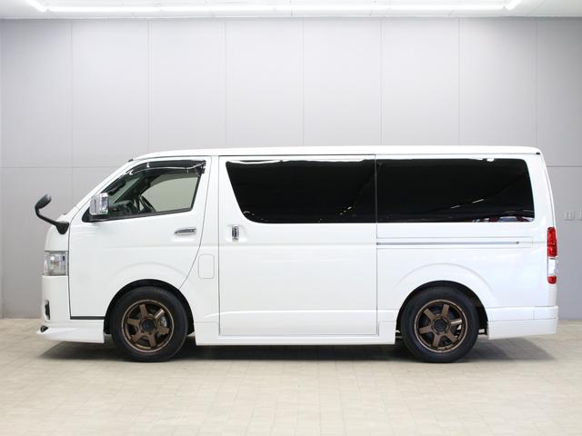 ハイエースバン スーパーGL ダークプライムII RAYS VOLKRACING 17インチAW/モデリスタ F・S・Rアンダースポイラー/純正ルーフエンドスポイラー/ローダウンブロックキット/セーフティセンス/アルパインディスプレイオーディオ・Bt(64枚目)