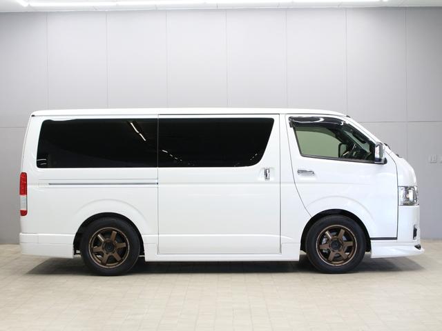 ハイエースバン スーパーGL ダークプライムII RAYS VOLKRACING 17インチAW/モデリスタ F・S・Rアンダースポイラー/純正ルーフエンドスポイラー/ローダウンブロックキット/セーフティセンス/アルパインディスプレイオーディオ・Bt(68枚目)