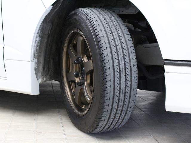 ハイエースバン スーパーGL ダークプライムII RAYS VOLKRACING 17インチAW/モデリスタ F・S・Rアンダースポイラー/純正ルーフエンドスポイラー/ローダウンブロックキット/セーフティセンス/アルパインディスプレイオーディオ・Bt(71枚目)