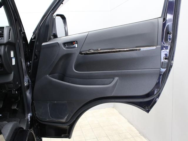 ハイエースバン スーパーGL ダークプライムII BADX ロクサーニバトルシップ 17インチAW/KENWOOD 8インチメモリナビ・地デジTV・Bluetooth/バックカメラ/クリアランスソナー/セーフティセンス/コムテック前後ドラレコ(57枚目)