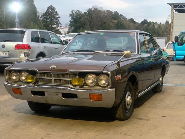 日産 グロリアの中古車 車体価格129万円 1975 昭和50 年式 走行走不明キロ 車体色ブラウン 千葉県千葉市若葉区大草町１０７０ 東京エンタープライズの在庫 グーネット中古車