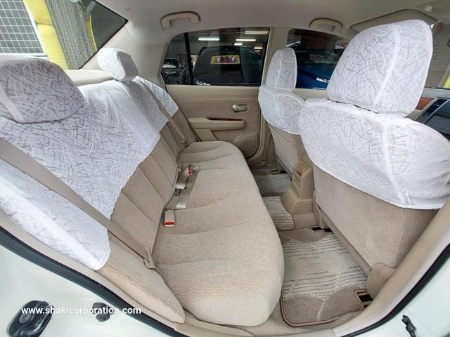 ティーダラティオ １５Ｍ　ナビ　オートライト　ＣＶＴ　キーレスエントリー　衝突安全ボディ　ＡＢＳ　エアコン　パワーステアリング　パワーウィンドウ　パワステ　メモリーナビ　エアバッグ　キーレス　助手席エアバック（13枚目）