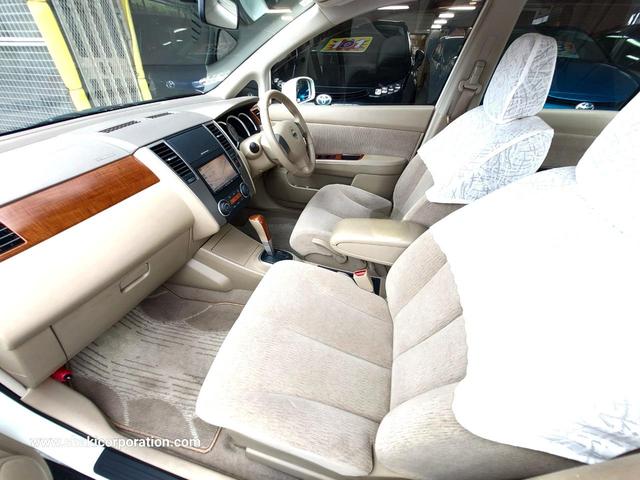 ティーダラティオ １５Ｍ　ナビ　オートライト　ＣＶＴ　キーレスエントリー　衝突安全ボディ　ＡＢＳ　エアコン　パワーステアリング　パワーウィンドウ　パワステ　メモリーナビ　エアバッグ　キーレス　助手席エアバック（14枚目）