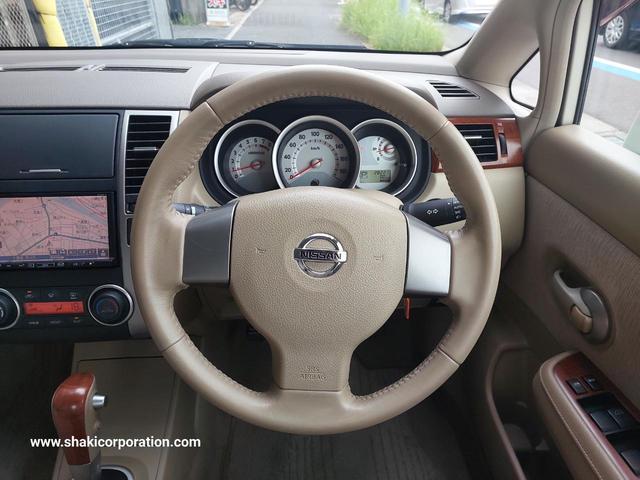 ティーダラティオ １５Ｍ　ナビ　オートライト　ＣＶＴ　キーレスエントリー　衝突安全ボディ　ＡＢＳ　エアコン　パワーステアリング　パワーウィンドウ　パワステ　メモリーナビ　エアバッグ　キーレス　助手席エアバック（17枚目）