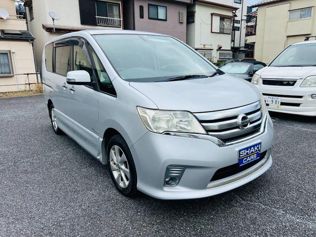 セレナ ハイウェイスター　Ｓ－ハイブリッド　Ｖセレクション　ＥＴＣ　バックカメラ　ＴＶ　オートクルーズコントロール　両側電動スライドドア　ＨＩＤ　スマートキー　アイドリングストップ　３列シート　ＣＶＴ　アルミホイール　ＣＤ　ＵＳＢ　ミュージックプレイヤー接続可（3枚目）