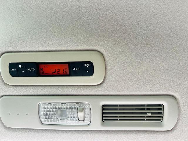 セレナ ハイウェイスター　Ｓ－ハイブリッド　Ｖセレクション　ＥＴＣ　バックカメラ　ＴＶ　オートクルーズコントロール　両側電動スライドドア　ＨＩＤ　スマートキー　アイドリングストップ　３列シート　ＣＶＴ　アルミホイール　ＣＤ　ＵＳＢ　ミュージックプレイヤー接続可（28枚目）