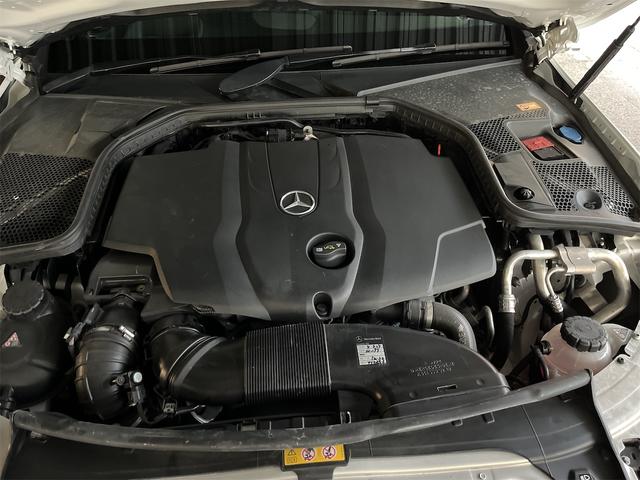 Ｃクラスステーションワゴン 　Ｃ２２０ｄステーションワゴンスポーツ　ＡＭＧライン　ＲＳＰ　９ＡＴ　黒革　レーンキープ　パワーシート　シートヒーター　電動リアゲート　純正ナビ　バックカメラ　パークトロニック　ＡＭＧ１８インチ　禁煙車（17枚目）