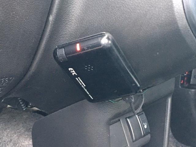 L 社外ナビ(MDV-L301)/ETC/運転席シートヒーター/横滑り防止装置/アイドリングストップ/レーダーブレーキサポート/ドアバイザー/純正フロアマット/キーレス/保証書/取扱説明書/ワンオーナー(6枚目)
