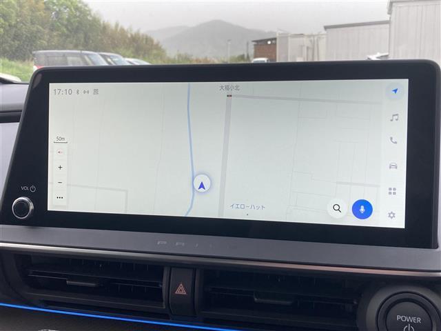 プリウス Ｚ　純正ナビ　ＢＴ　パノラミックビューモニター　ＥＴＣ２．０　レザーシート　シートヒーター　ステアリングヒーター　デジタルインナーミラー　モデリスタシグネイチャーイルミ　リアスポイラーガーニッシュ　ＢＳＭ（4枚目）