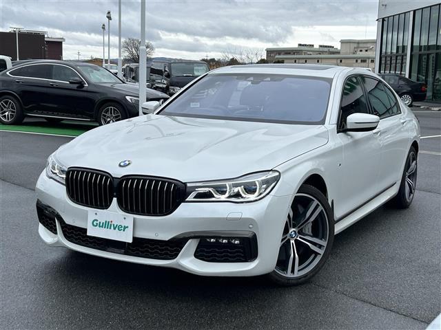 ７シリーズ ７５０Ｌｉ　Ｍスポーツ　純正ナビ　フルセグＴＶ　全方位カメラ　ドライブレコーダー　ＢＳＭ　純正ＥＴＣ　サンルーフ　ハーマンカードン　レザーシート　全席シートヒーター　全席エアシート　全席パワーシート　全席マッサージ機能付き（19枚目）