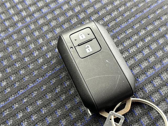 ワゴンＲ ハイブリッドＦＸ　純正ナビ　フルセグ　ＤＶＤ　Ｂｌｕｅｔｏｏｔｈ　純正フロアマット　運転席シートヒーター　衝突被害軽減ブレーキ　横滑り防止装置　車線逸脱警報　Ｗエアバッグ　オートライト　ワンオーナー　スペアキー１本（23枚目）