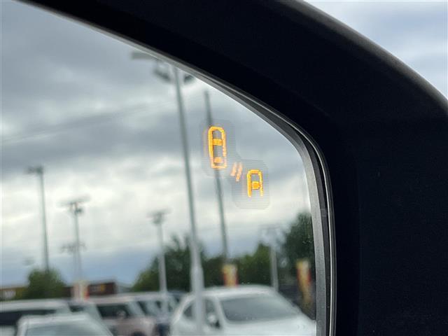 ＣＸ－８ ＸＤ　ブラックトーンエディション　純正１０インチナビ（フルセグ／ＢＴ）／レーダークルーズコントロール／全方位／ＢＳＭ／コーナーセンサー／衝突軽減／電動リア／ハーフレザー／メモリ付きパワーシート／シートヒーター／ステアリングヒーター（12枚目）