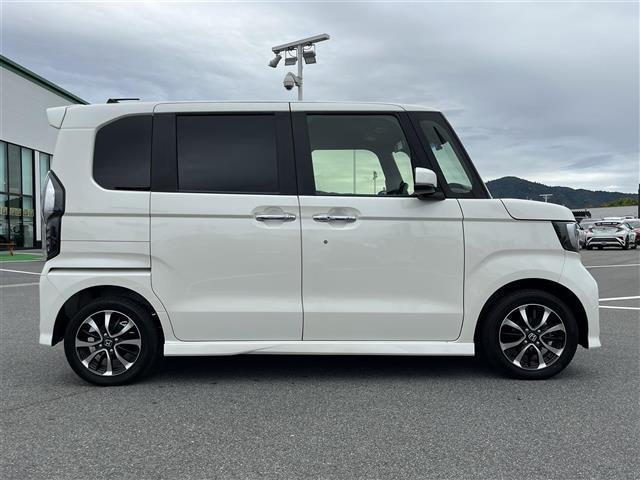 N-BOXカスタム G・Lホンダセンシング 純正ナビ(フルセグ/BT/CD/DVD)/レーダークルーズコントロール/バックカメラ/コーナーセンサー/衝突軽減/レーンキープ/片側パワスラ/後席サンシェード/LEDヘッドライト/ETC/ドラレコ(37枚目)