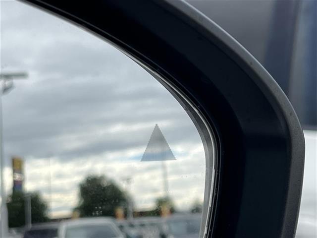 オーラ ニスモ 純正9インチナビ(フルセグ/BT)/プロパイロット/レーダークルーズコントロール/全方位/コーナーセンサー/BSM/衝突軽減/ハーフレザー/ワイヤレス充電/デジタルインナーミラー/ETC2.0(13枚目)