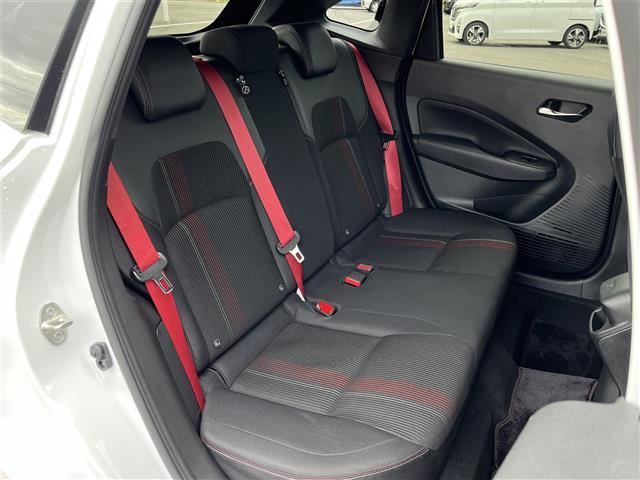 オーラ ニスモ 純正9インチナビ(フルセグ/BT)/プロパイロット/レーダークルーズコントロール/全方位/コーナーセンサー/BSM/衝突軽減/ハーフレザー/ワイヤレス充電/デジタルインナーミラー/ETC2.0(15枚目)