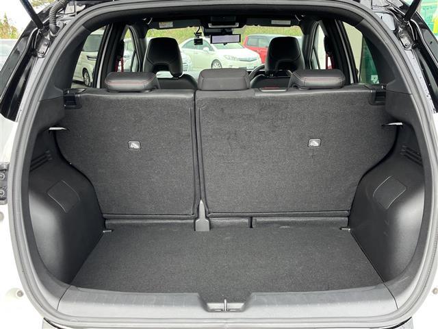 オーラ ニスモ 純正9インチナビ(フルセグ/BT)/プロパイロット/レーダークルーズコントロール/全方位/コーナーセンサー/BSM/衝突軽減/ハーフレザー/ワイヤレス充電/デジタルインナーミラー/ETC2.0(16枚目)