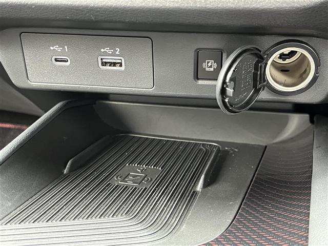 オーラ ニスモ 純正9インチナビ(フルセグ/BT)/プロパイロット/レーダークルーズコントロール/全方位/コーナーセンサー/BSM/衝突軽減/ハーフレザー/ワイヤレス充電/デジタルインナーミラー/ETC2.0(29枚目)