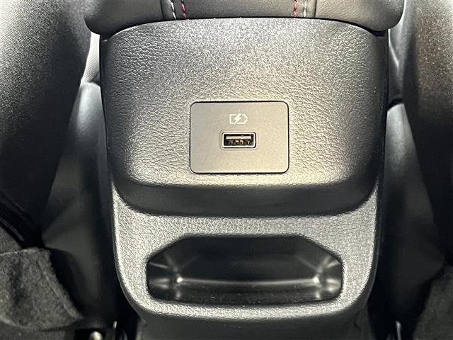 オーラ ニスモ 純正9インチナビ(フルセグ/BT)/プロパイロット/レーダークルーズコントロール/全方位/コーナーセンサー/BSM/衝突軽減/ハーフレザー/ワイヤレス充電/デジタルインナーミラー/ETC2.0(30枚目)