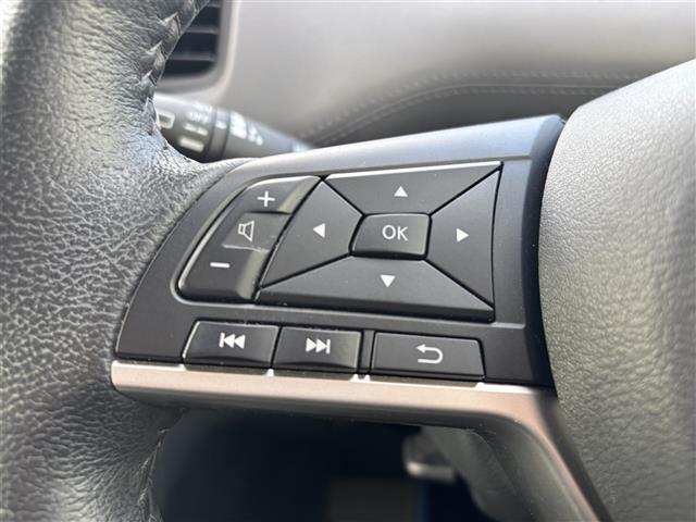 セレナ ｅ－パワー　ハイウェイスターＶ　純正１０インチナビ（フルセグ／ＢＴ／ＣＤ／ＤＶＤ）／フリップダウン／プロパイロット／全方位／ＢＳＭ／コーナーセンサー／衝突軽減／両側パワスラ／シートヒーター／ステアリングヒーター／後席サンシェード（10枚目）